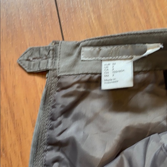 Grey skirt - Picture 4 of 4